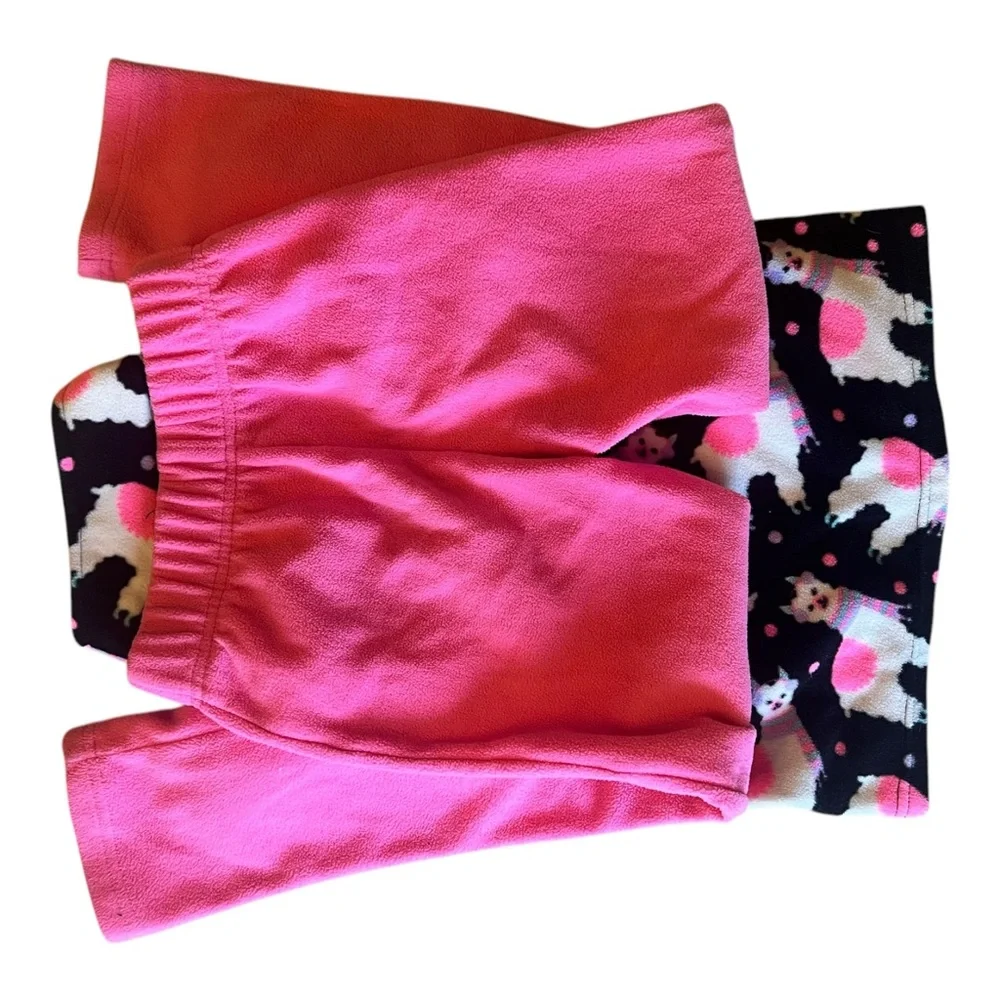 Girl size 7/8 The Children’s Place pink and black‎ llama fleece pajamas